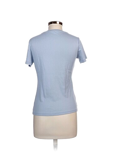 m Beden Tommy Hilfiger T-shirt %70 İndirimli.