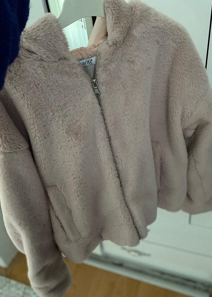 Tüylü mont - Görsel 3