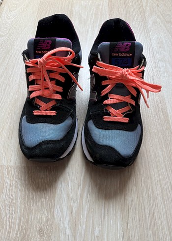 New Balance Kadın Pembe Bağcıklı Spor Ayakkabı