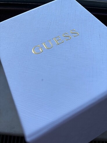  Beden Yeni hiç kullanılmış guess bileklik