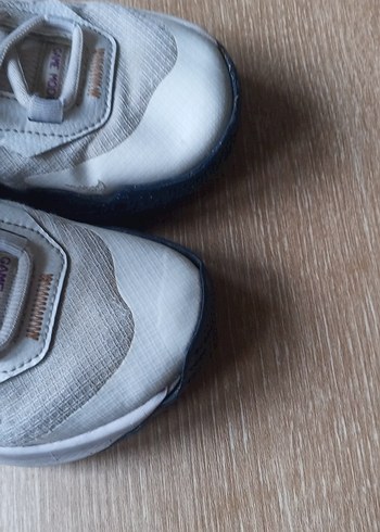 Gri Beyaz Kadın Spor Ayakkabı Velcro Detaylı - Görsel 8