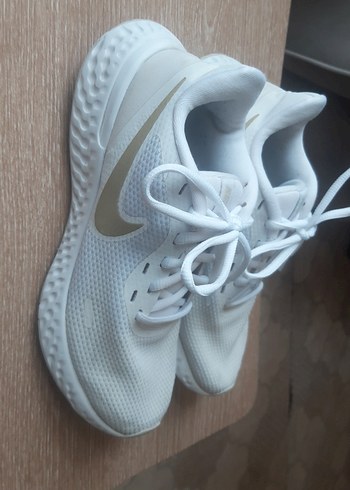 Nike Nike Beyaz Kadın Spor Ayakkabısı