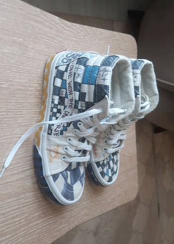 Vans Beyaz Desenli Kadın Spor Ayakkabı