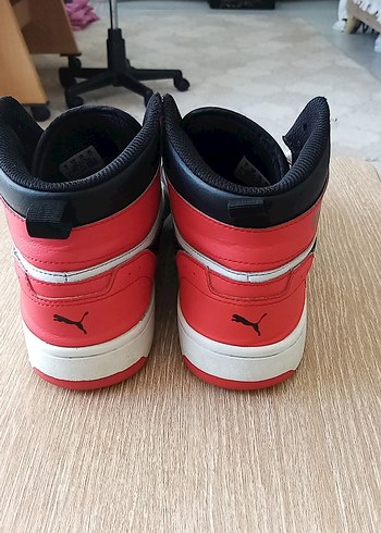 39 Beden beyaz Renk Puma Beyaz Siyah Basketbol Ayakkabısı Velcro