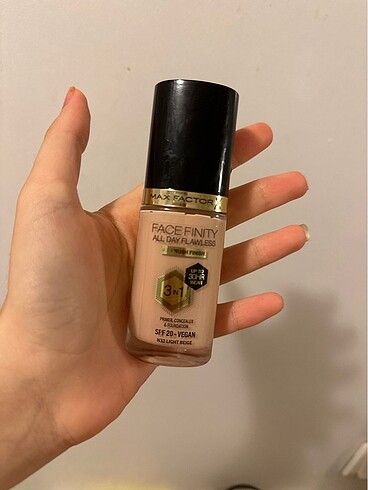 Max Factor 3 in 1 fondoten