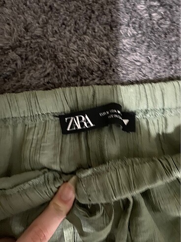 m Beden Zara yeşil keten