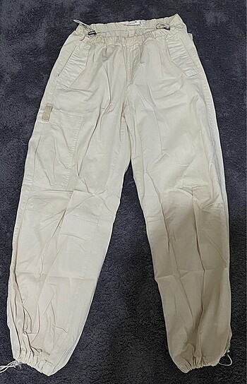 Pull bear paraşüt pantolon bej