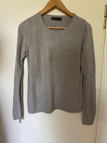 M&s gri triko