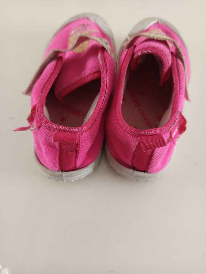Pembe Kız Çocuk Sıcak Terlik Velcro Bantlı - Görsel 3
