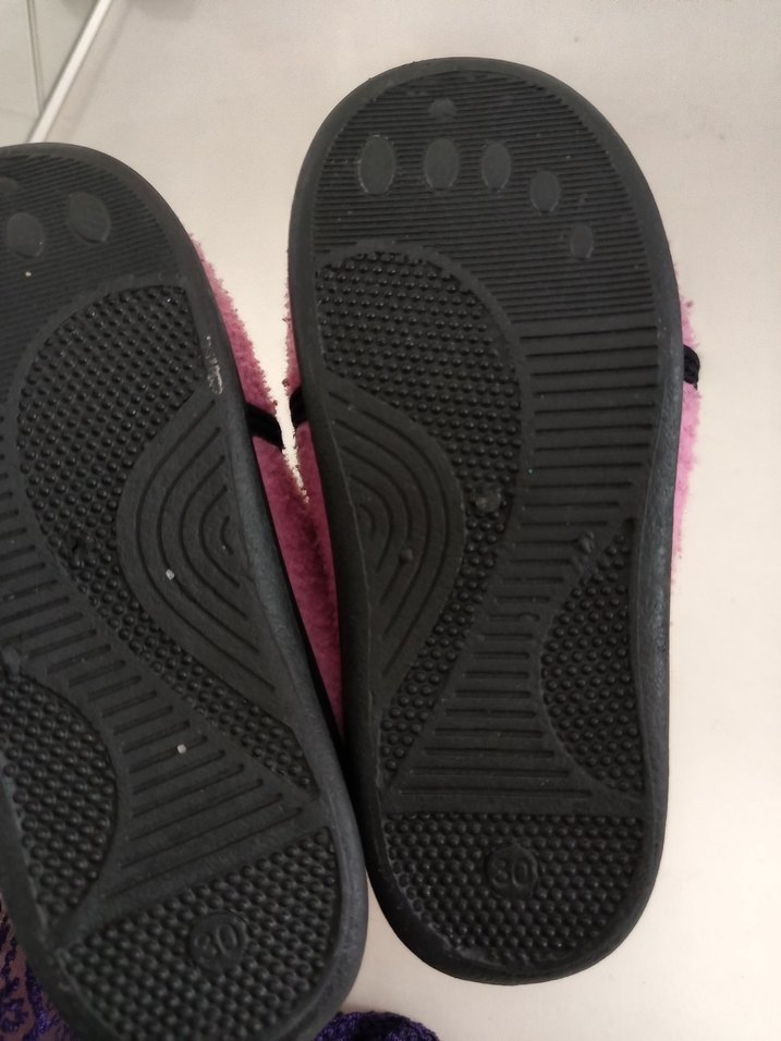 Kız Çocuk Pembe Polar Kaydırmaz Terlik - Görsel 4