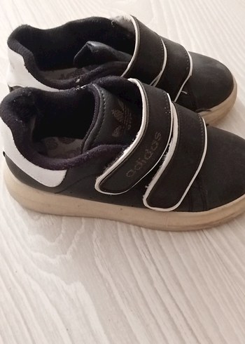28 Beden siyah Renk Erkek Çocuk Siyah Kaydırmaz Bantlı Spor Ayakkabı