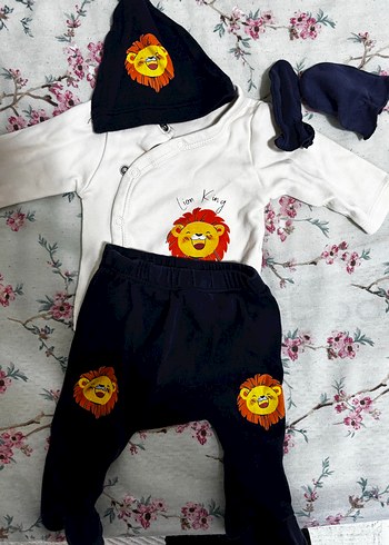 Linda Harris Erkek Bebek Hastane Çıkışı - Görsel 3