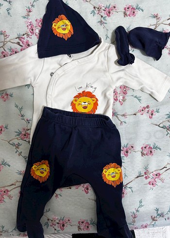 Linda Harris Erkek Bebek Hastane Çıkışı - Görsel 2