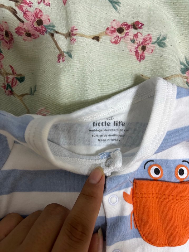 Mavi Çizgili Pamuklu Bebek Tulum - Görsel 3