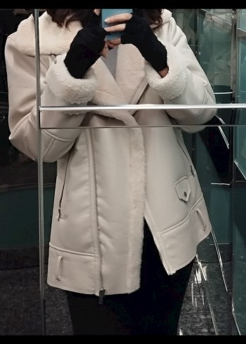 Stradivarius Kürklü Bej Biker Ceket - Görsel 3