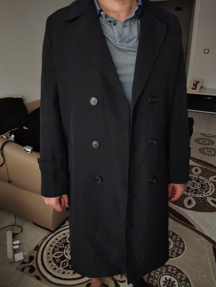 Siyah Düğmeli Erkek  Kaban - Görsel 2