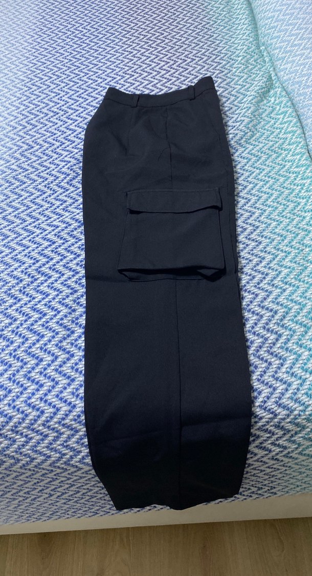 Kadın siyah Kemerli Rahat Kesim Pantolon - Görsel 2