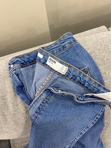 42 Beden mavi Renk Jean pantolon