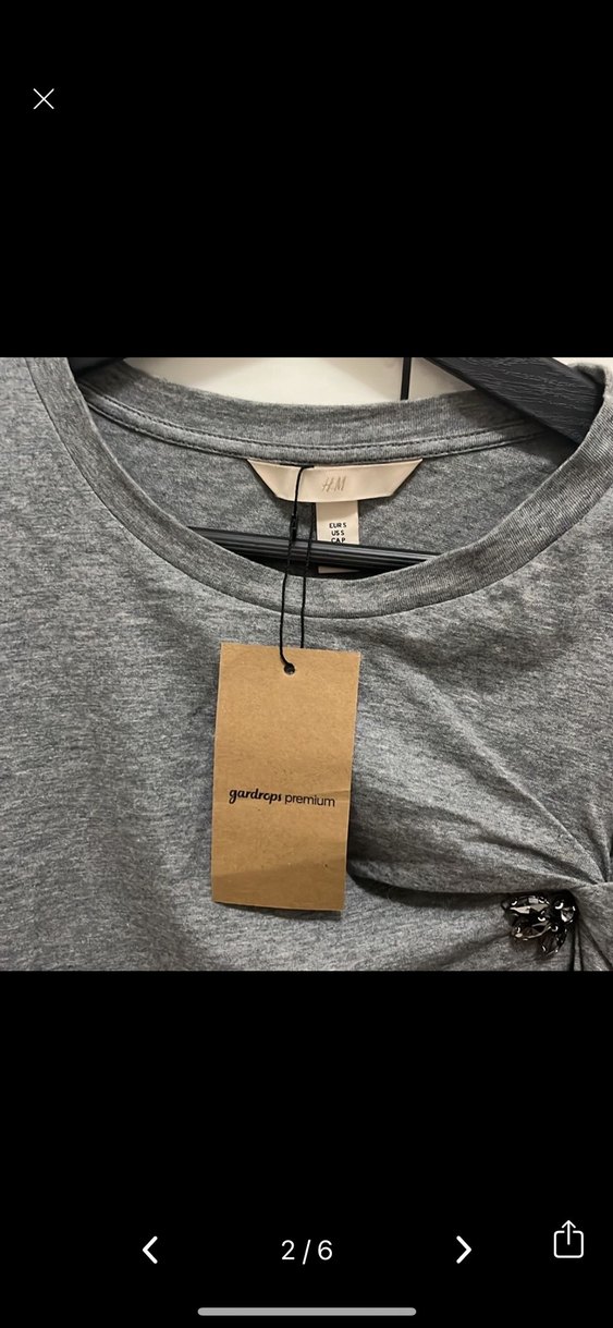 h&m vatkalı taşlı gri bluz tişört Kısa Kollu - Görsel 2
