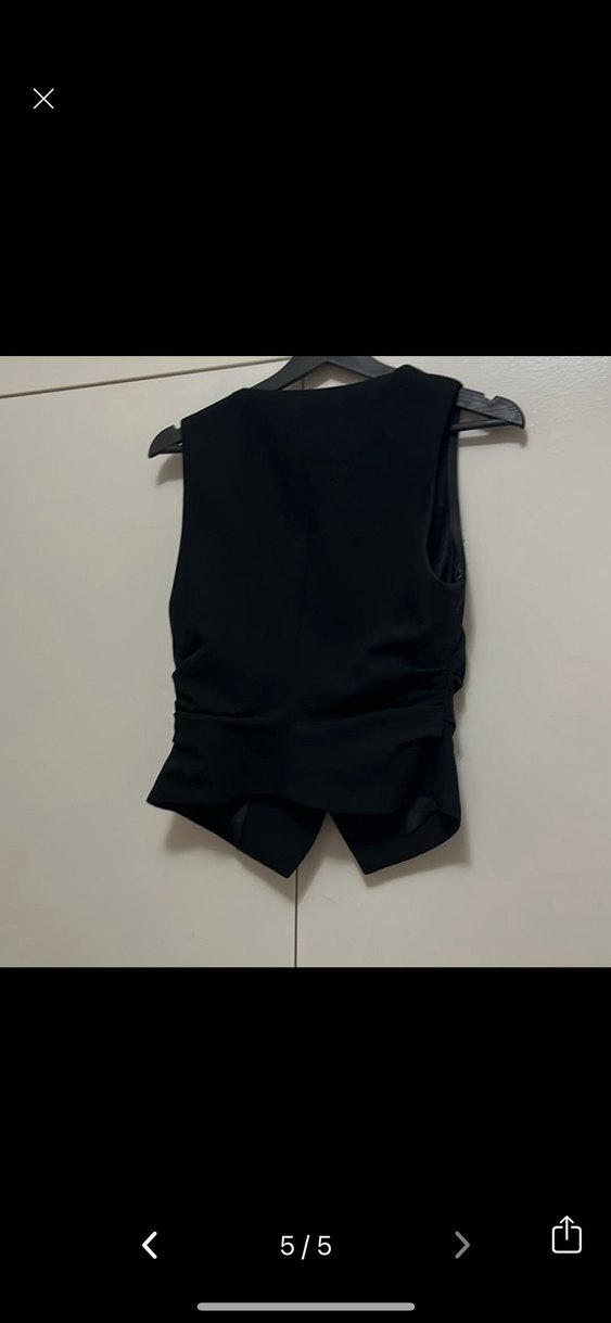 zara drapeli belden oturtmalı Düğmeli Siyah Kolsuz Yelek - Görsel 5