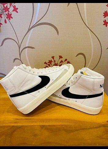 Nike Blazer 38.5