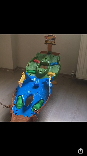 Hot wheels yarışı