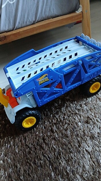 Hotwheels tasiyici tir