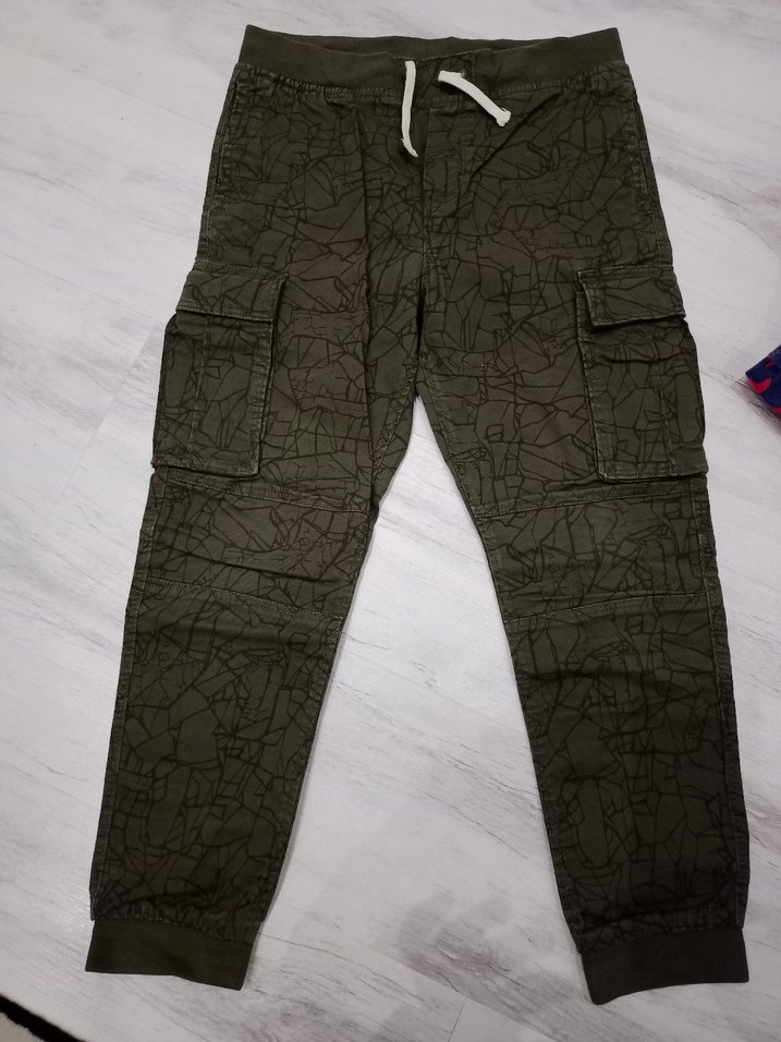 Erkek Çocuk Kamuflaj Desenli Bol Kesim Pantolon - Görsel 5