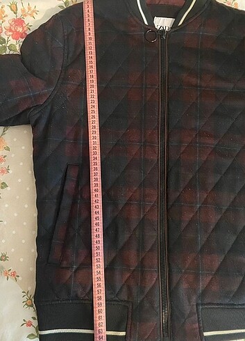 Zara Zara kapitone mont 