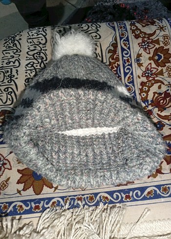 Gri Örgü Ponponlu Kadın Bere - Görsel 3