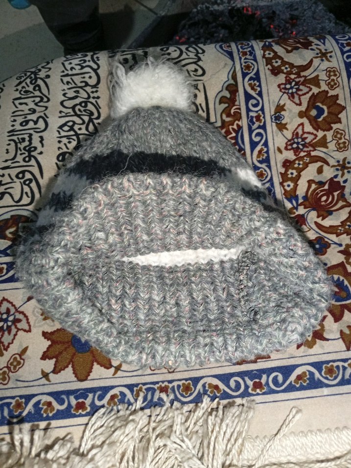 Gri Örgü Ponponlu Kadın Bere - Görsel 3