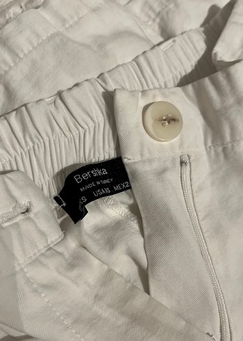 Bershka Düğmeli Beyaz Keten Kadın Pantolon