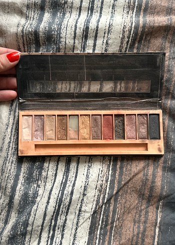 First Time Nudes Göz Farı Paleti - Görsel 2