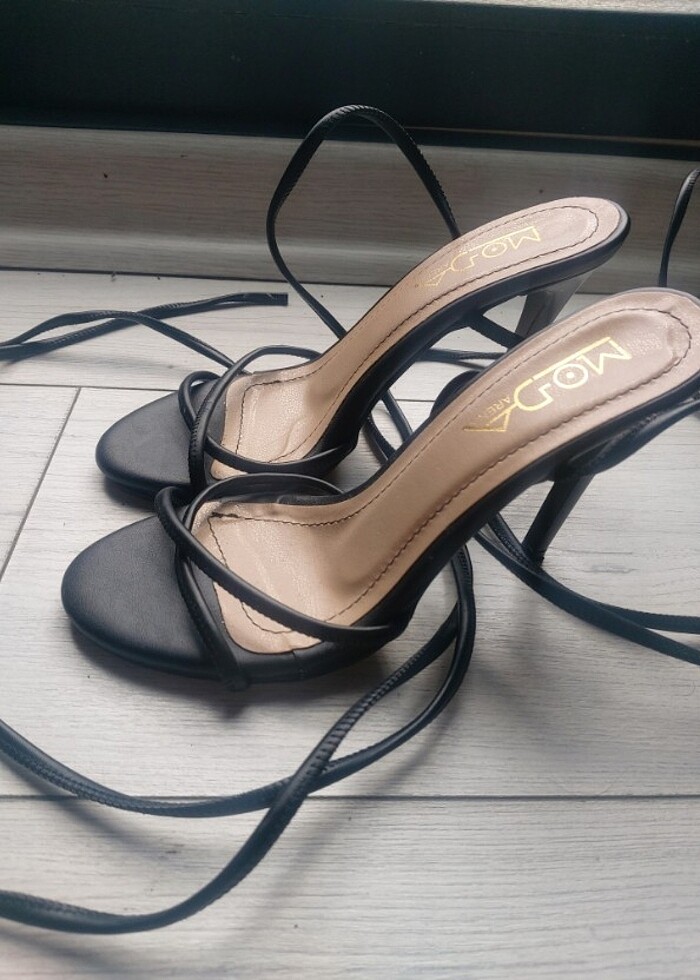 Bağlamalı topuklu ayakkabı - Görsel 5