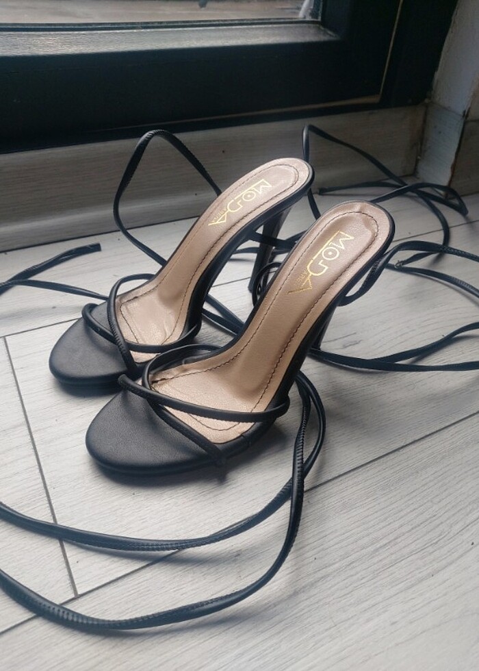 Bağlamalı topuklu ayakkabı - Görsel 3