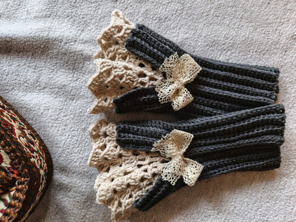 Gri Örgü Kadın Eldiveni Dantel Detaylı - Görsel 3