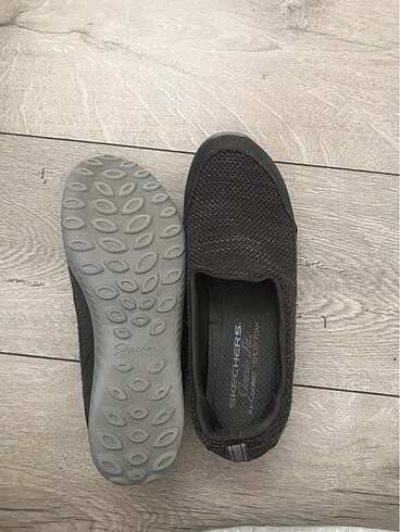 37 Beden Skechers kadın ayakkabı