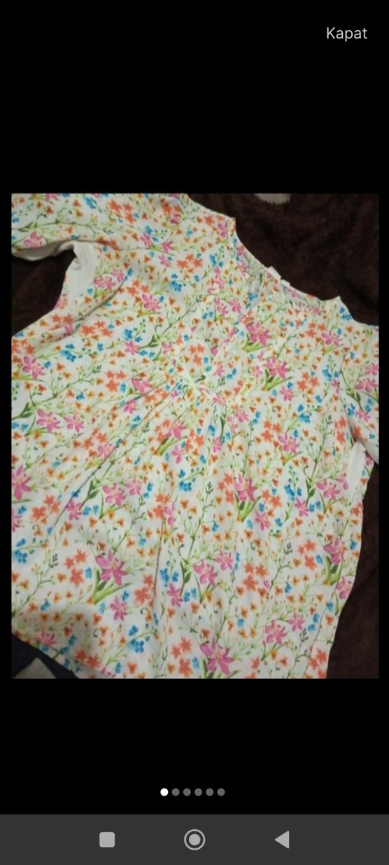 Çiçek Desenli Bluz - Görsel 2