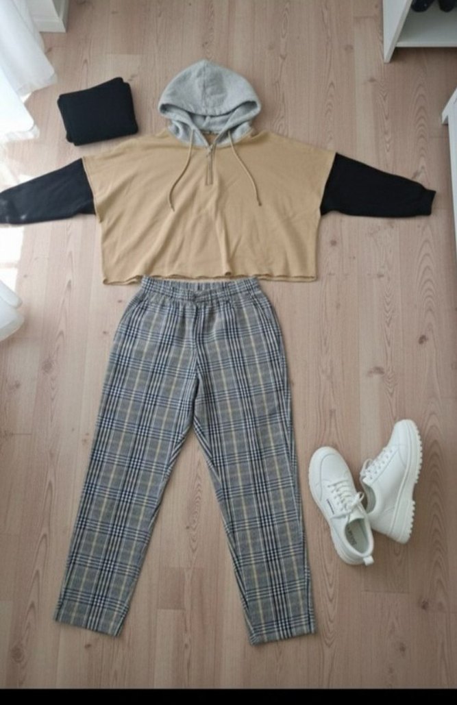 Gri Ekose Desenli Rahat Kesim Kadın  Pantolon - Görsel 2