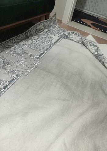 Diğer Gri Desenli Klasik Halı