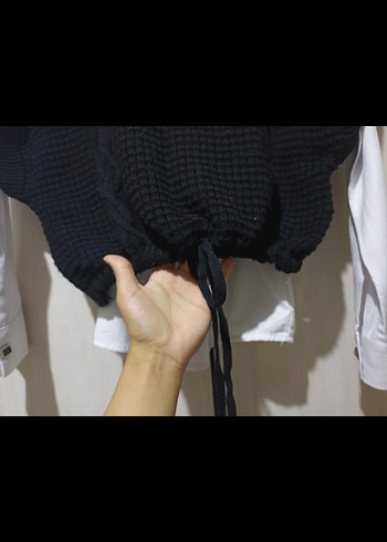 Diğer Siyah Kemerli Kısa Triko Sweatshirt