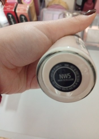 MAC Studio Fix Fluid Fondöten SPF 15 - Görsel 3