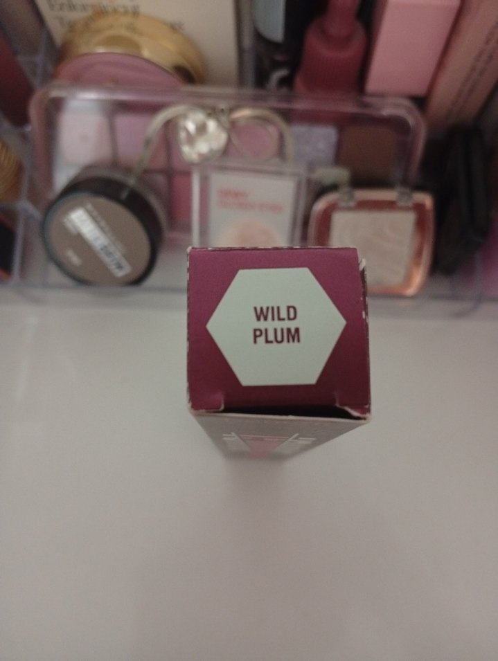 Benefit Badgal Maskara Wild Plum - Görsel 2