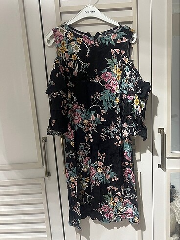 36 Beden Lc waikiki siyah çiçekli elbise