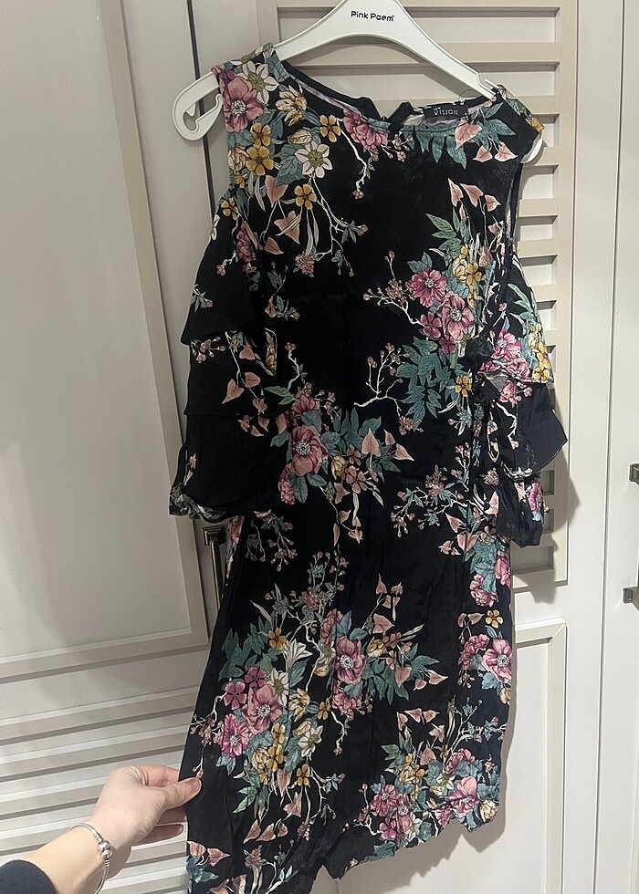 Lc waikiki siyah çiçekli elbise - Görsel 2