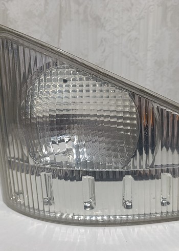 Isuzu NPR Sağ sinyal