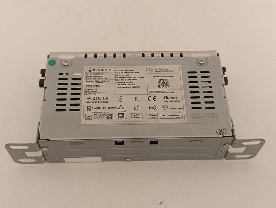 DACİA YENİ KASA ORJİNAL TEYP - Görsel 4