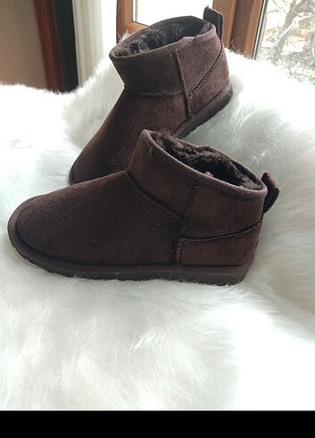 UGG ultra mini