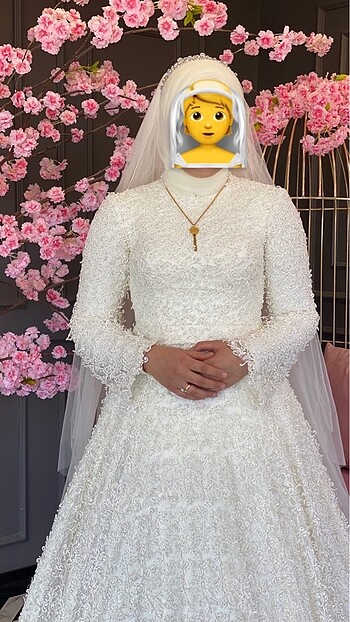 1 kere kullanılmış gelinlik