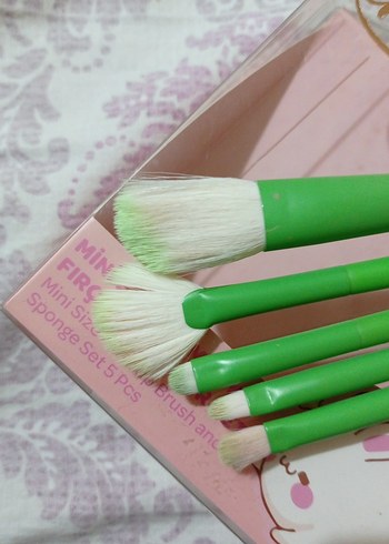 Pastel Yeşil 5 Parça Makyaj Fırçası Seti - Görsel 2